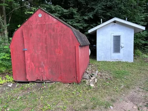 1119 Wild Cherry, Gladwin, MI 48624 photo 16