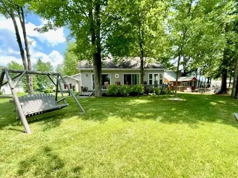 3803 Peninsular, Gladwin, MI 48624 photo 2