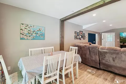 2293 E Hurd, Monroe, MI 48162 photo 15