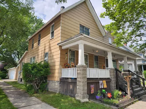 1810 South Wenona Street #1812 S WENONA AVE, Bay City, MI 48706