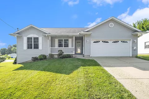 320 Bush, Grand Blanc, MI 48439