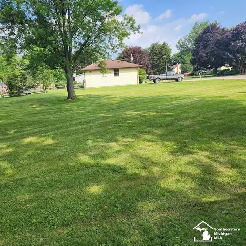 000 Seminole, Monroe, MI 48162 photo 3