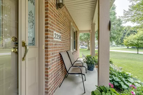 2258 Willow, Temperance, MI 48182 photo 2