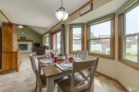 2258 Willow, Temperance, MI 48182 photo 7