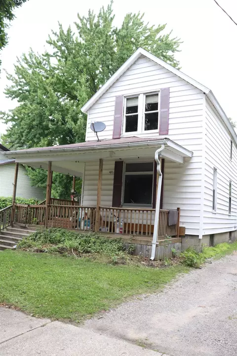 2123 2nd, Bay City, MI 48708