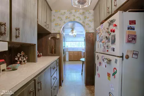 285 Grosse Pointe, Grosse Pointe Farms, MI 48236 photo 9
