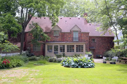 285 Grosse Pointe, Grosse Pointe Farms, MI 48236 photo 36
