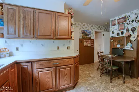 285 Grosse Pointe, Grosse Pointe Farms, MI 48236 photo 8