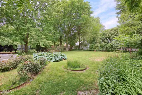 285 Grosse Pointe, Grosse Pointe Farms, MI 48236 photo 39