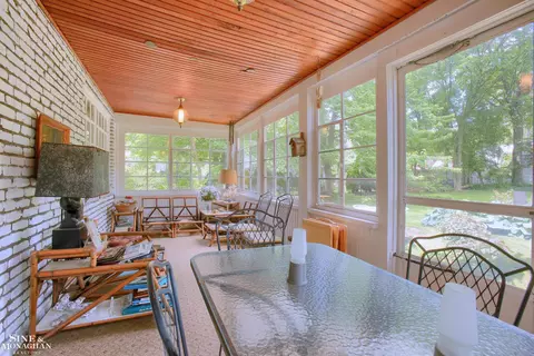 285 Grosse Pointe, Grosse Pointe Farms, MI 48236 photo 16