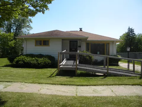 1938 Prescott, Saginaw, MI 48601