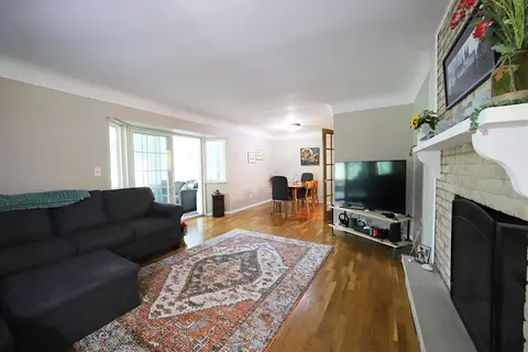 9272 W Carpenter, Flushing, MI 48433 photo 4