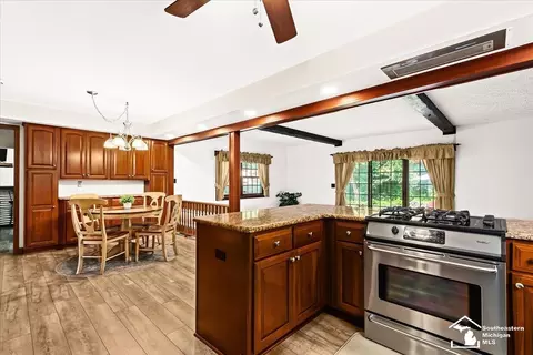 20141 Wellesley, Riverview, MI 48193 photo 13