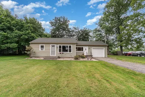 997 N 4th, Chesaning, MI 48616