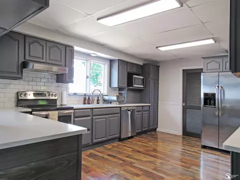 2857 4th, Monroe, MI 48162 photo 8