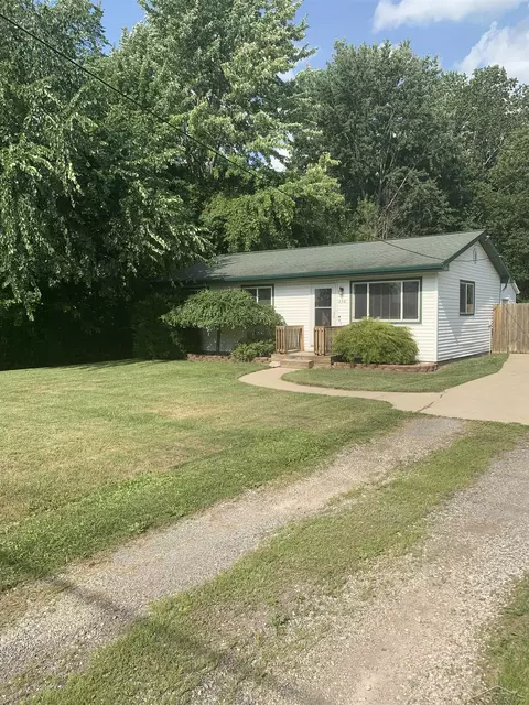 250 N Thomas, Saginaw, MI 48609