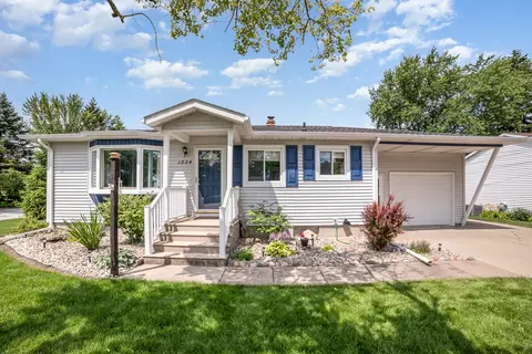 1324 S Mtn, Bay City, MI 48706