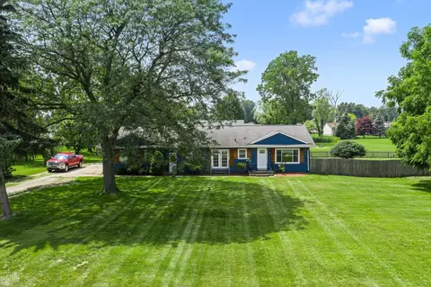51741 Romeo Plank, Macomb, MI 48042