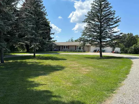 5598 Treat Hwy, Adrian, MI 49221