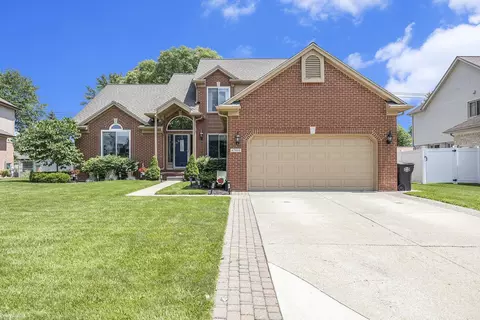 47908 Fox, Chesterfield Twp, MI 48047