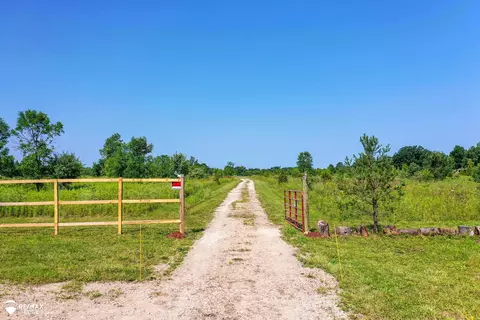 2448 Morrish, Swartz Creek, MI 48473