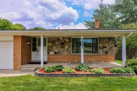3221 S Vassar, Davison, MI 48423
