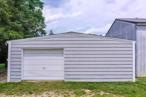 3221 S Vassar, Davison, MI 48423 photo 4