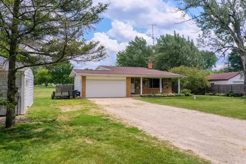 3221 S Vassar, Davison, MI 48423 photo 2