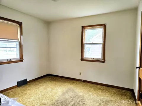 1308 Hancock, Wakefield, MI 49968 photo 14