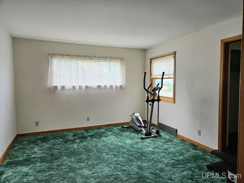 1308 Hancock, Wakefield, MI 49968 photo 8