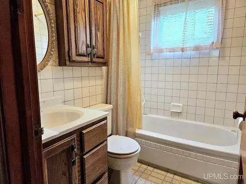 1308 Hancock, Wakefield, MI 49968 photo 11