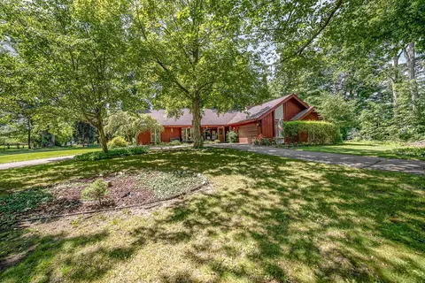 1045 N Collon, Bad Axe, MI 48413 photo 2