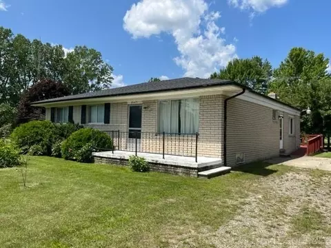 25471 30 Mile, Lenox, MI 48050