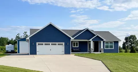 9989 Laduke, Freeland, MI 48623