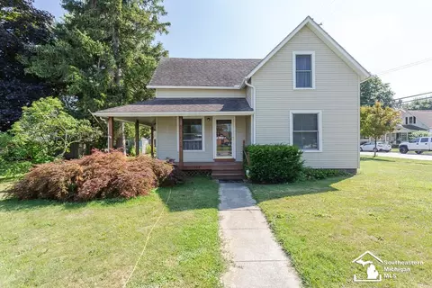202 Cherry, Blissfield, MI 49228