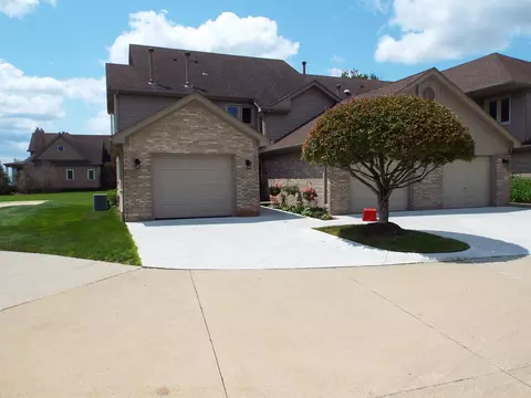 25590 Waterview, Harrison Township, MI 48045