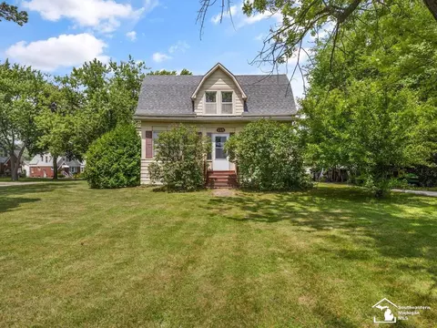 719 Cole, Monroe, MI 48162
