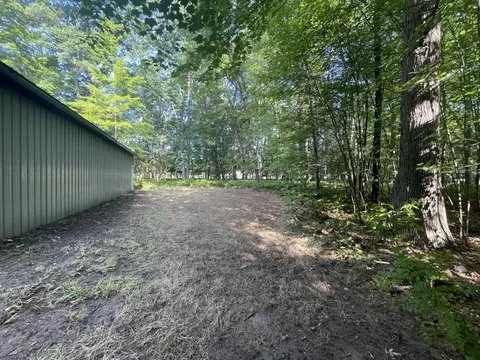 5489 N Oak, Gladwin, MI 48624 photo 16