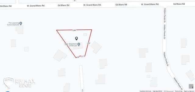 8026 Lark, Grand Blanc, MI 48439