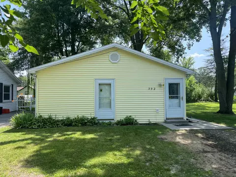 392 Sherwood, Algonac, MI 48001
