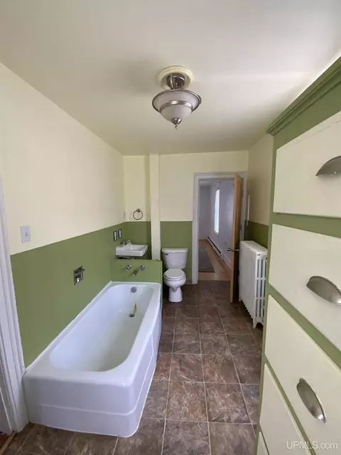415 Cleveland, Ishpeming, MI 49849 photo 24
