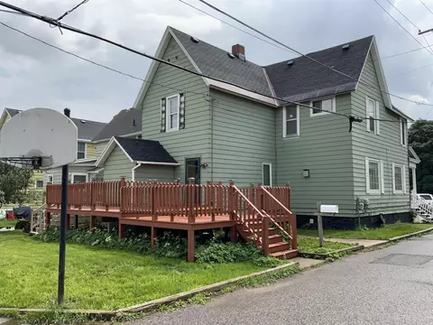 415 Cleveland, Ishpeming, MI 49849 photo 2