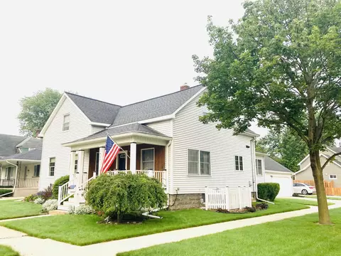 1400 S Warner, Bay City, MI 48706