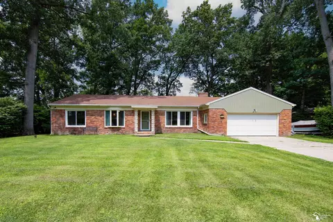 3424 Deepwood, Lambertville, MI 48144