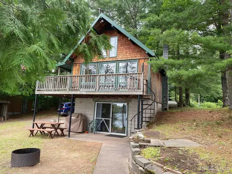 3143 W Albert Ln On W Bass, Gwinn, MI 49841