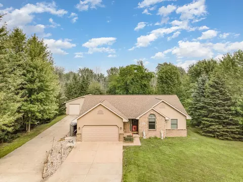 1525 Seven Mile, Kawkawlin, MI 48631