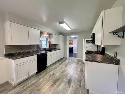 100 Poplar, Ishpeming, MI 49849 photo 15
