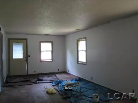 1371 E Vly, Adrian, MI 49221 photo 14