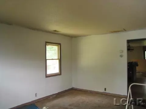 1371 E Vly, Adrian, MI 49221 photo 16