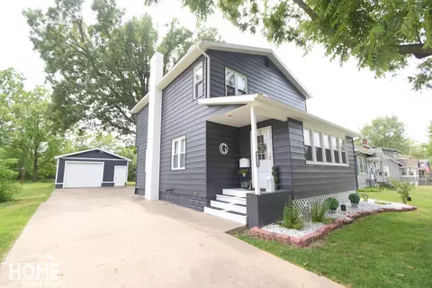 622 Keyte, Owosso, MI 48867